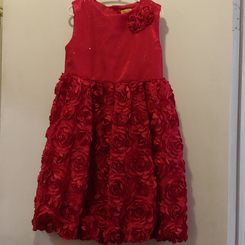 Girl's red dress